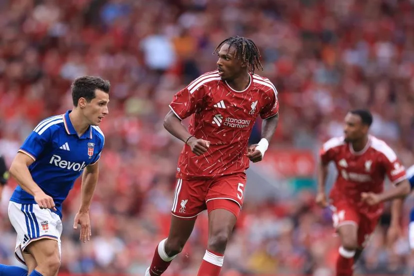 Jérémy Jacquet buteur pour sa première, Liverpool maîtrise Côme pour son dernier match amical