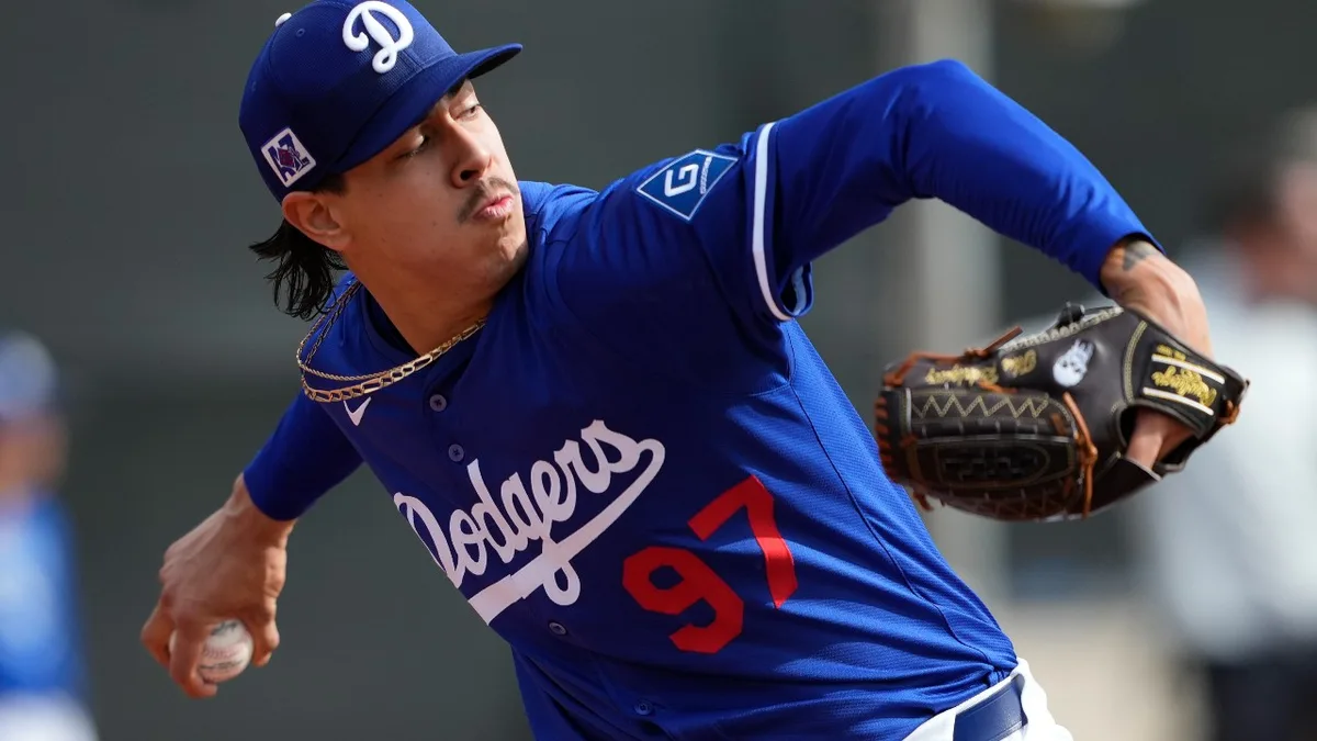 Blue Jays, Dodgers swap pitching prospects