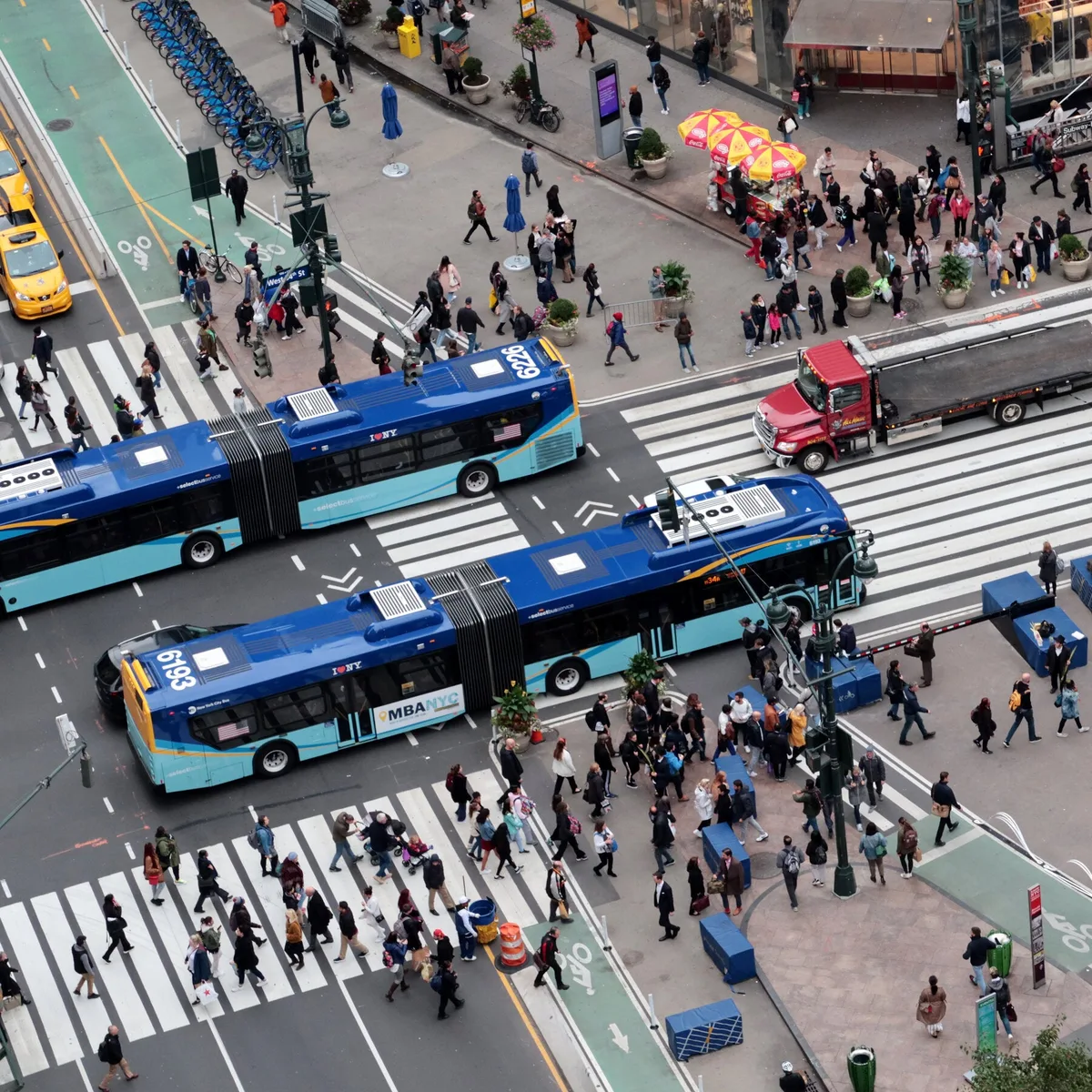 Manhattan Bus Lane Plan for 34th Street May Be Stuck in Gridlock