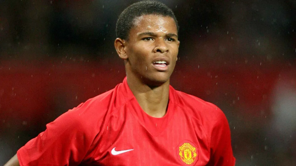 Fraizer Campbell, ex-Manchester United, revela vício em drogas e piora após aposentadoria