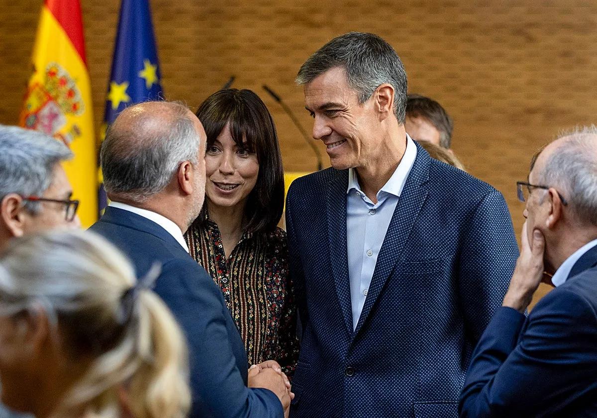 Sánchez desafía el varapalo del Supremo a su norma «antichiringuitos»: «Evitaremos que la universidad se convierta en negocio»