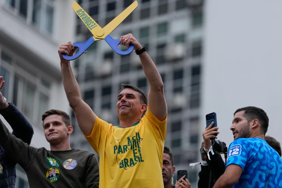 Los grandes del Ibex, expectantes ante las elecciones de Brasil y a la espera de Bolsonaro