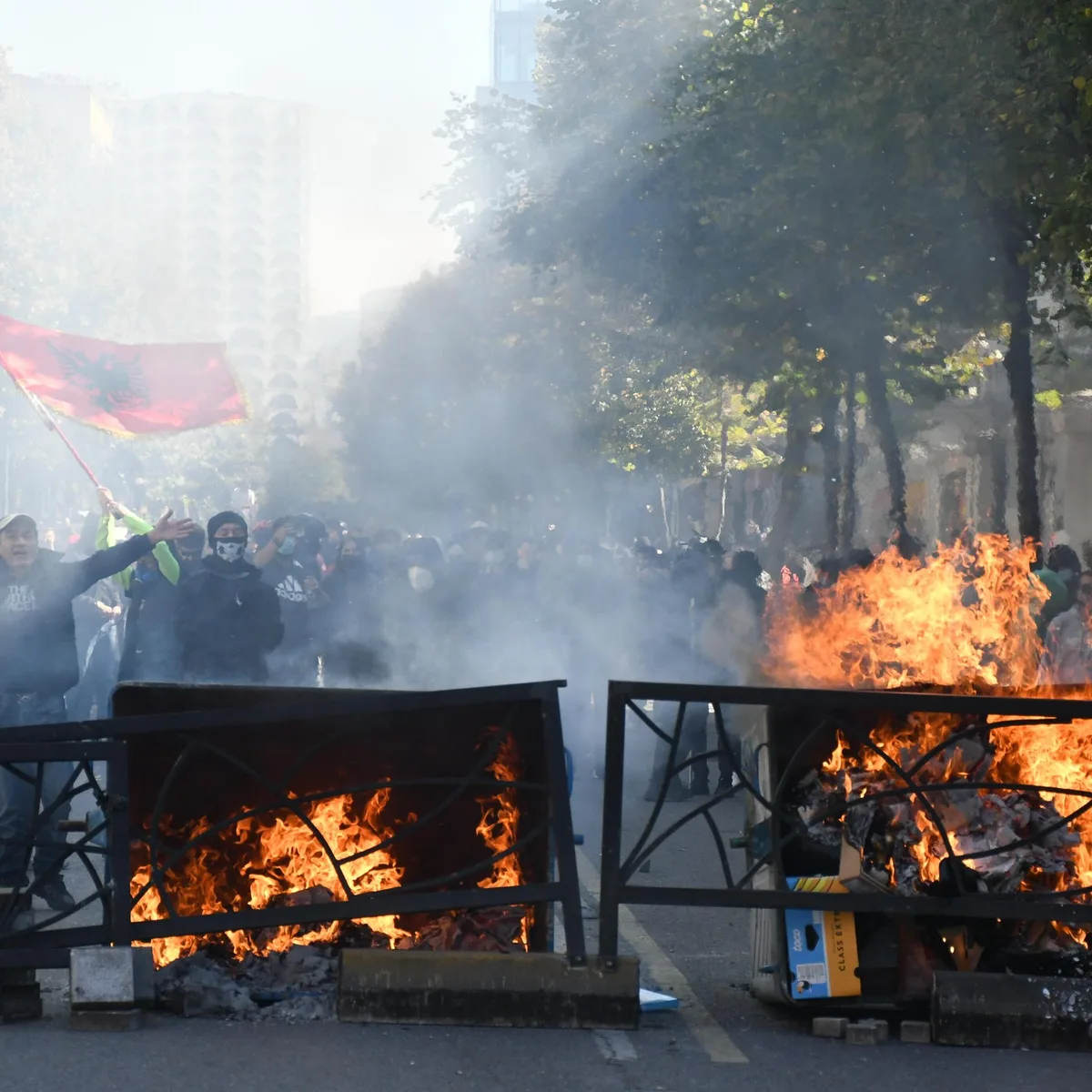 Fünfter Tag in Folge - Erneut Gewalt bei Protesten gegen die Regierung in Albanien