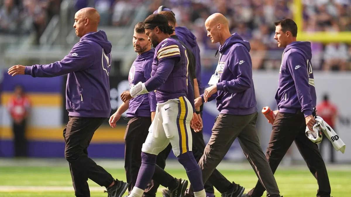 Vikings not sure if Murray can play Week 2 after concussion