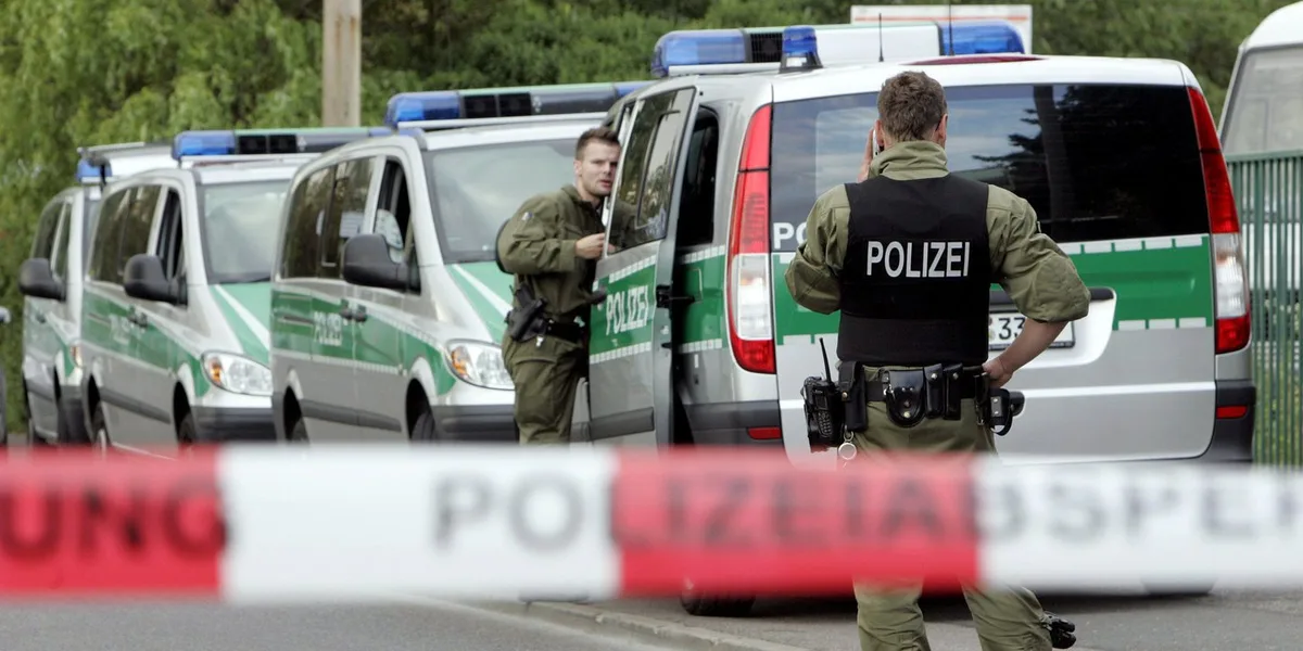 Explosão fecha estação ferroviária em Augsburg. Encontrados dois objetos suspeitos