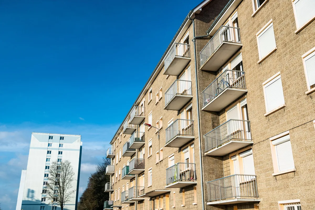 Crise du logement : les réglementations environnementales sont-elles en cause ?