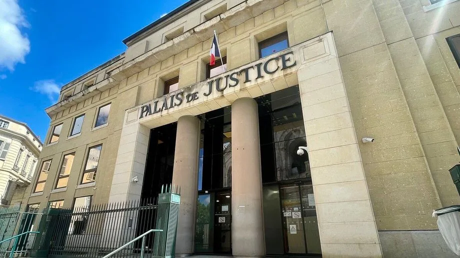 Enfant enfermé à Nîmes : le garçon placé en foyer, l'avocate du père Me Coralie Gay fait appel