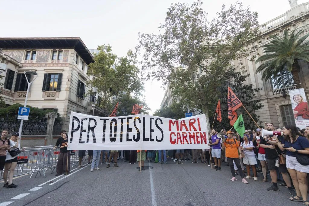 Junts admite negociaciones con el Gobierno sobre vivienda y le traslada sus exigencias tras el desahucio de Maricarmen