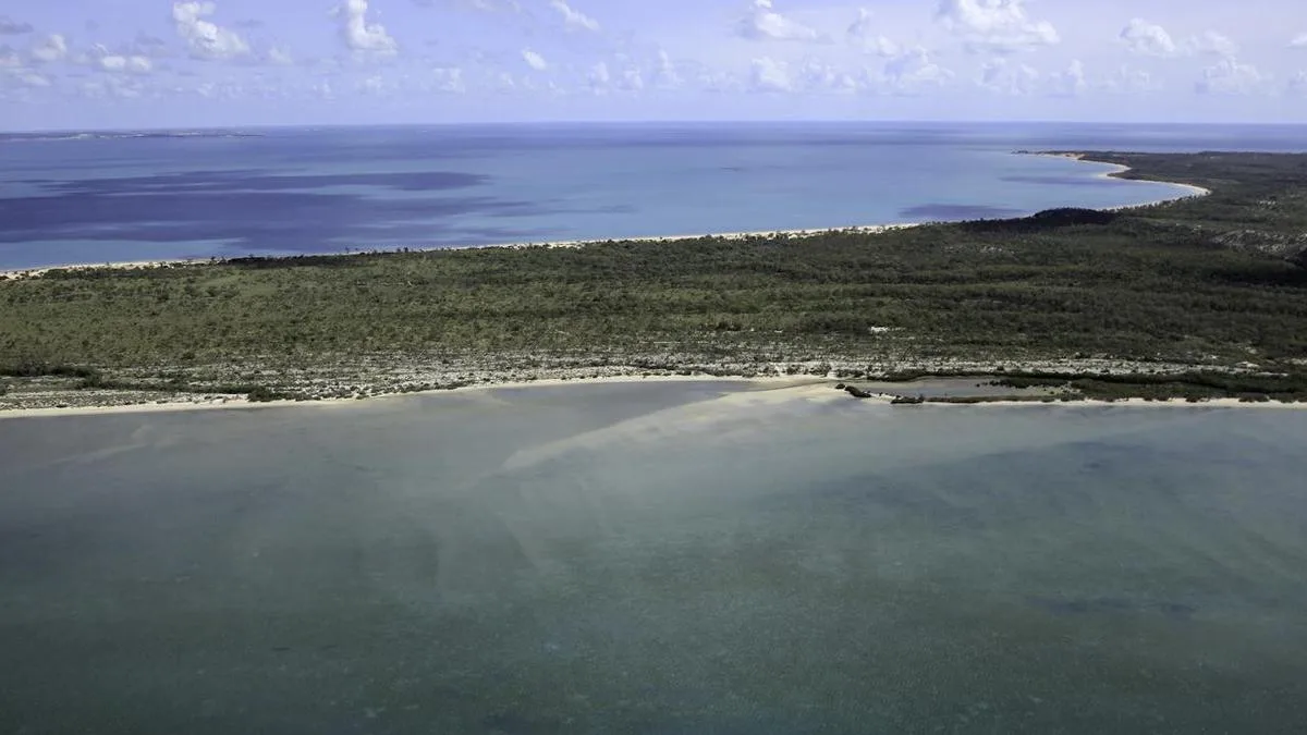 Search for sea-crash pilot and plane scaled back