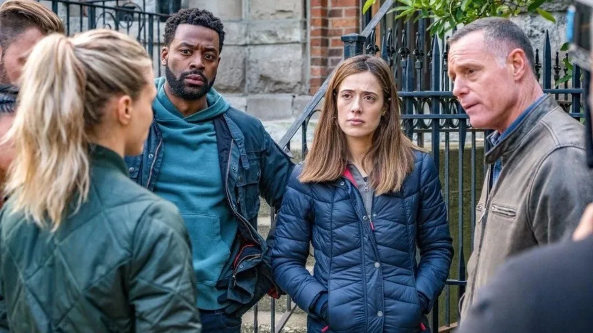 Chicago Police Department : l'épisode 1 de la saison 14 confirme le départ de cet acteur historique... Les adieux sont déchirants !