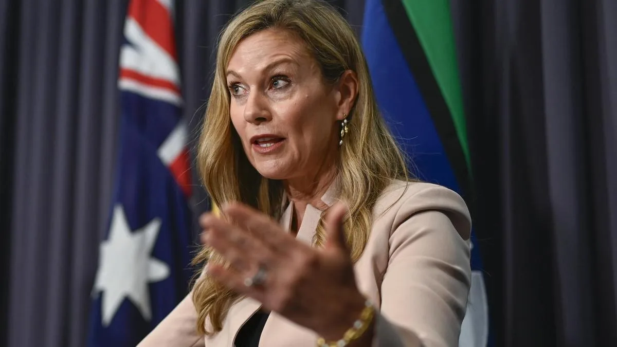 Senate recommends stronger powers for eSafety to enforce teen social media ban