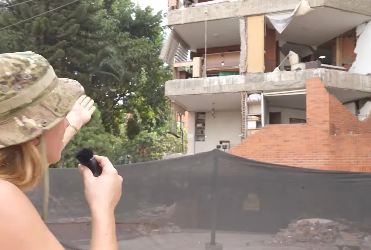 En Colombia, los dinosaurios siguen en pie. Crónica de una ciudad que, a dos meses del terremoto, todavía se derrumba
