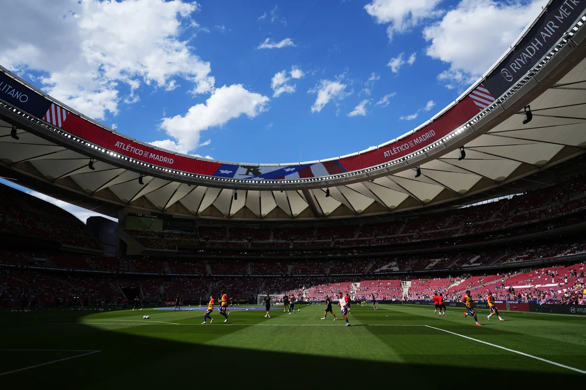 El derbi, prueba de fuego para el nuevo césped del Metropolitano