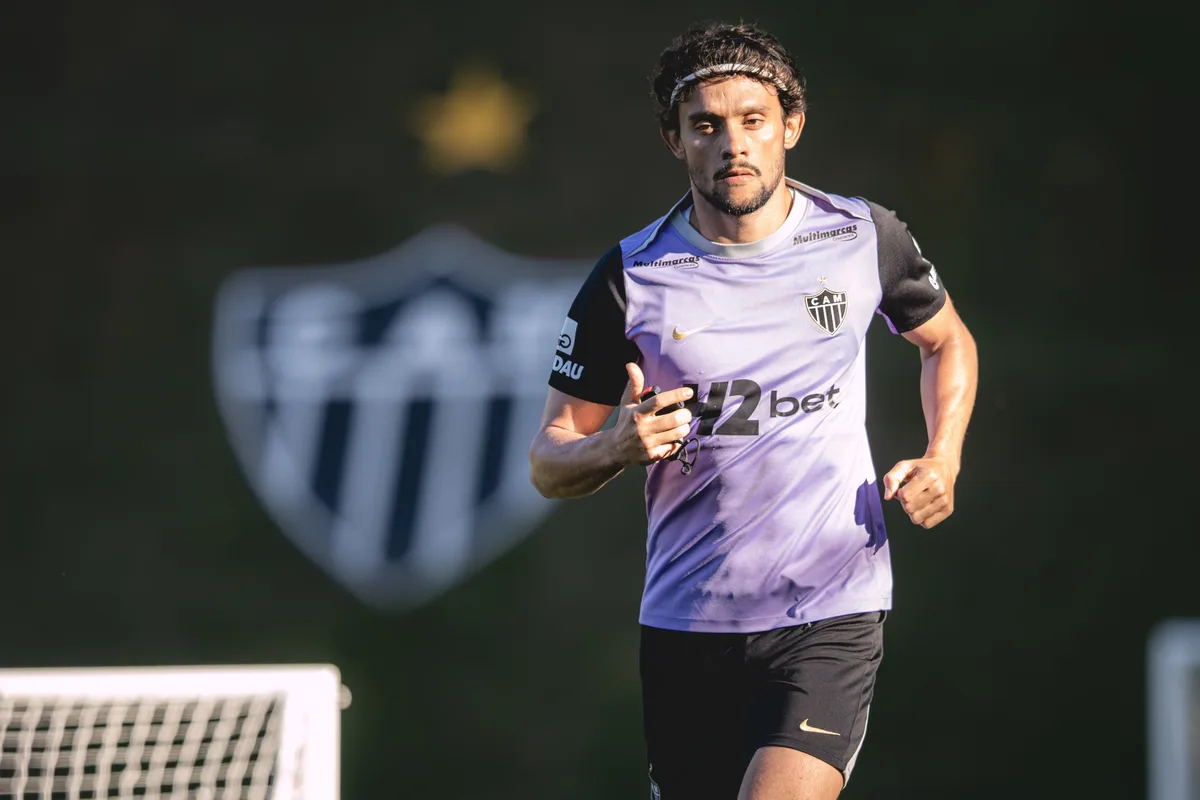 Scarpa responde a torcedora e nega desejo de ser vendido pelo Atlético-MG