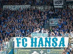 Gegen Rostock-Hooligans: Hakenkreuz-Foto: Staatsanwaltschaft und militärischer Abschirmdienst ermitteln