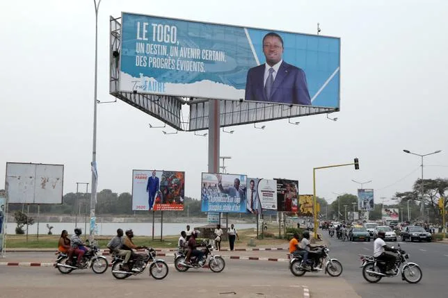 Pourquoi le Togo détient-il depuis près d’un mois deux journalistes français ?