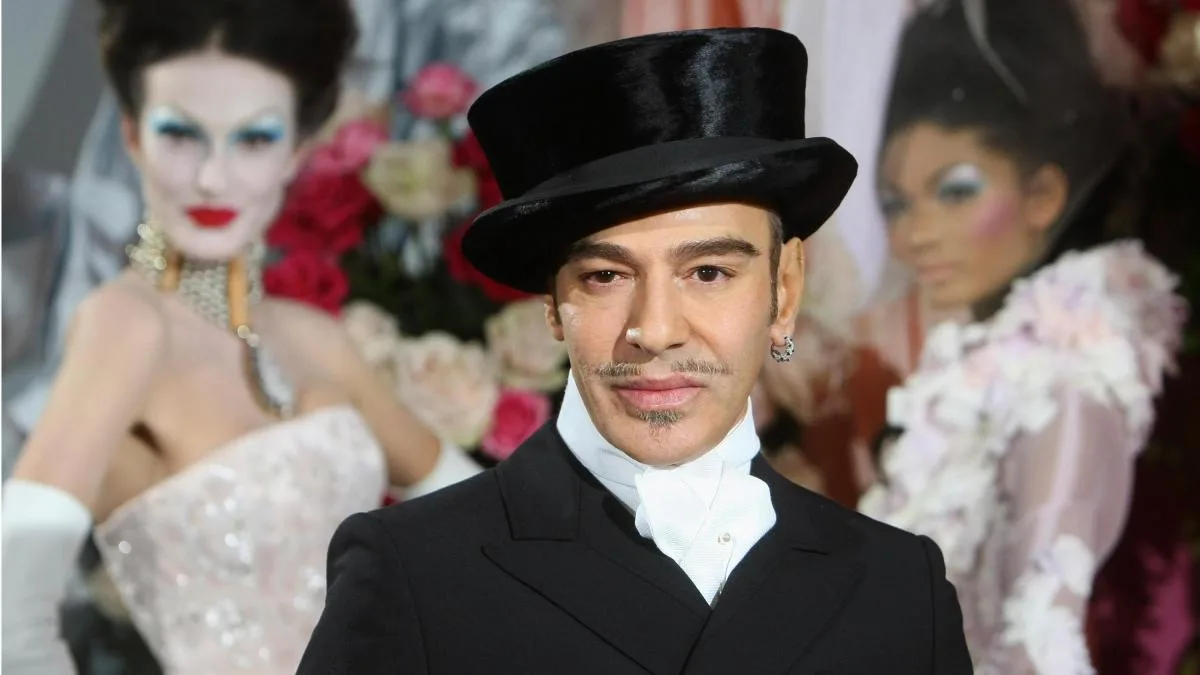 El Met cancela la exposición y gala dedicada a John Galliano por la presión de la comunidad judía