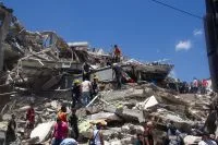 Passa de 240 o número de mortos na Colômbia após terremoto, diz associação