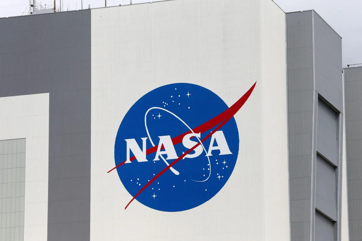 Nasa images show 60-foot-wide crater on moon after SpaceX rocket crash