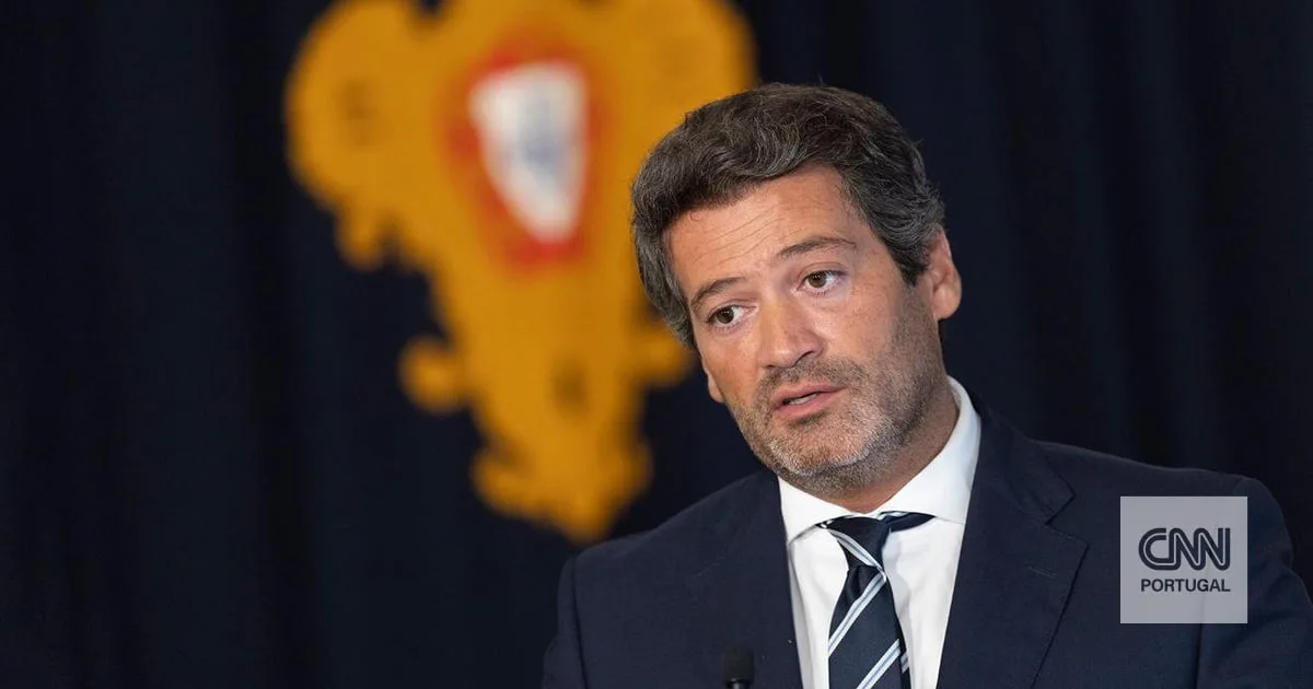 Ventura acusa PSD de querer fazer "tudo igual" aos que outros fizeram em 50 anos
