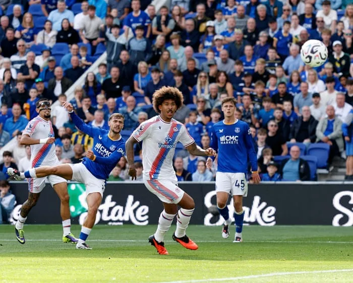 Burnham’s boys enjoy visit from Palace as Everton end opening day hoodoo