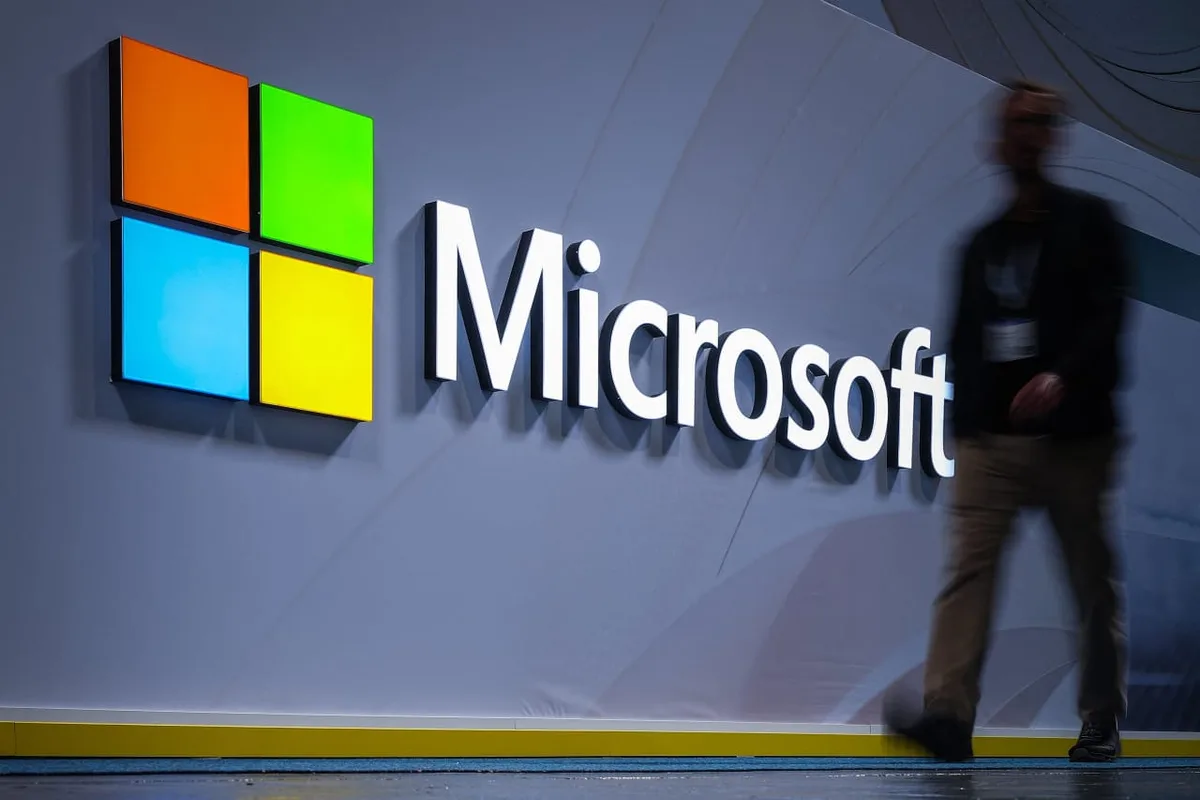 Microsoft’s stock seals its longest winning streak of the year as AI software fears fade
