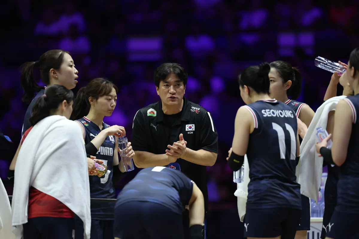 韓 여자배구, 태국에 0대3 완패… 2회 연속 4강 좌절