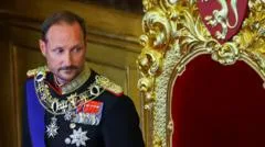 Watch: Norway's new king takes oath as mourners pay respects to his late father