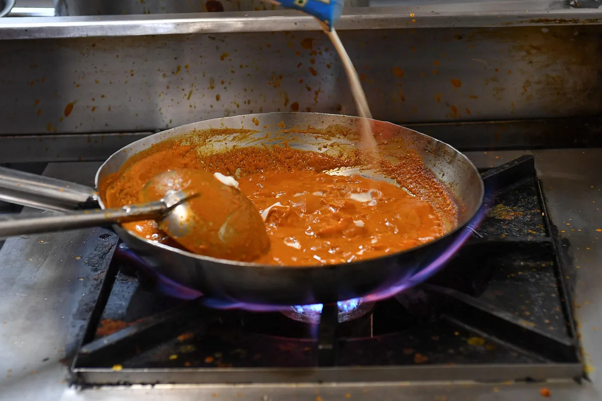 Food safety crackdown on dirty kitchens rides wave of online anger in India