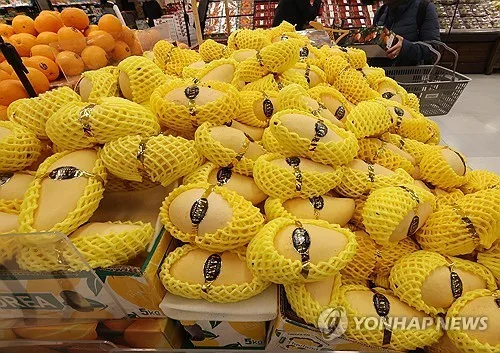 윤준병 "농협공판장, 3년 반 동안 수입농산물 1조원 유통"