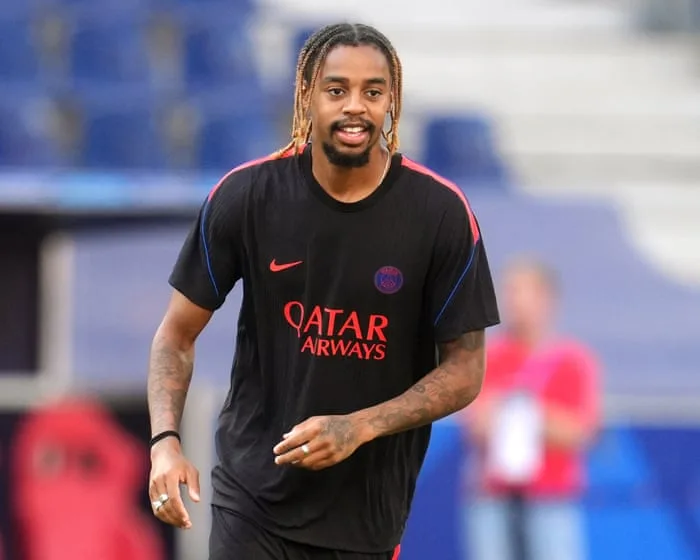 Liverpool set to sign Bradley Barcola for £120m after breakthrough talks with PSG