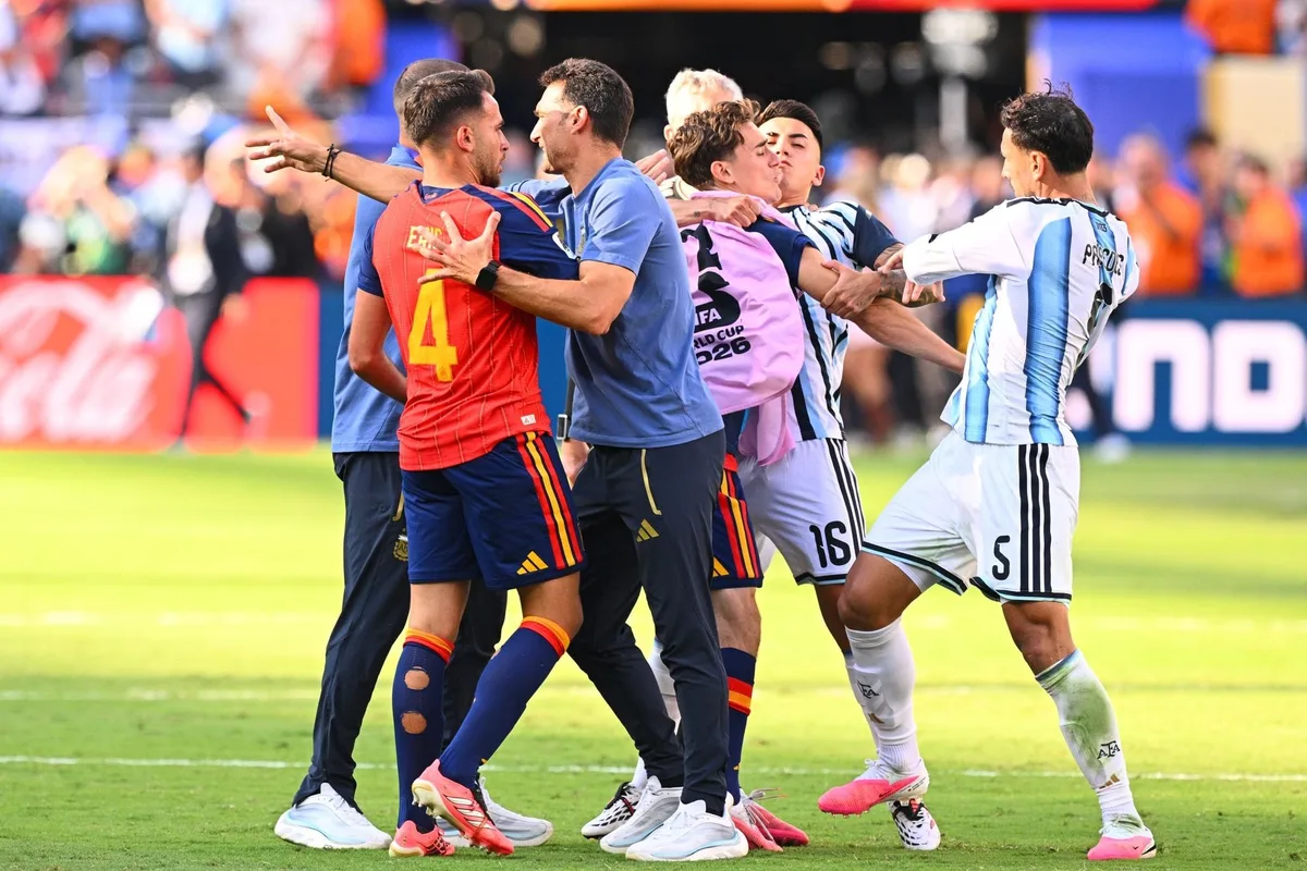 Durísima sanción de la FIFA a Argentina por los incidentes en la final del Mundial contra España y por la bander de Malvinas ante Inglaterra