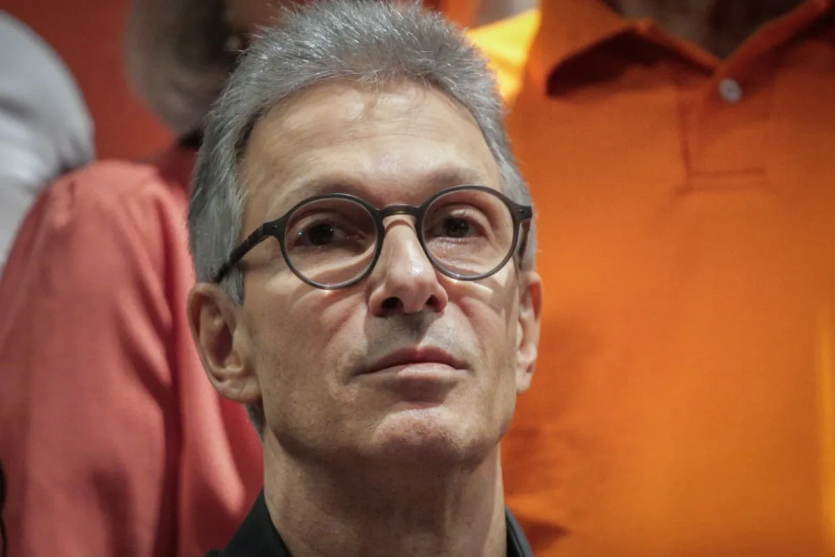 Zema diz que fim da 6x1 é medida populista e fala em privatizar estatais