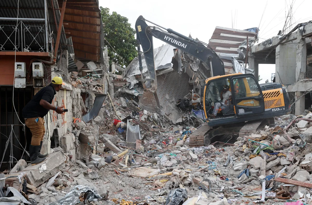 Sube a 273 la cifra de fallecidos y a 3.824 los heridos a causa del terremoto en Colombia