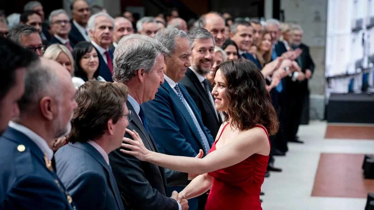 Feijóo: "Patrimonio de la Comunidad de Madrid tendrá que explicar por qué compró un ático que no se puede destinar a oficina "