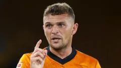 Trippier suffers knee injury on Wolves league debut