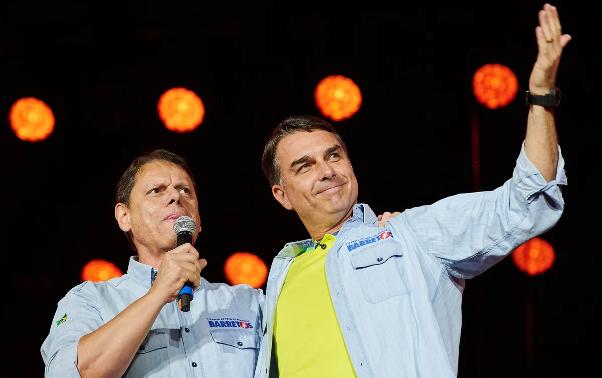 Flavio propõe a Tarcísio pacto de um mandato só