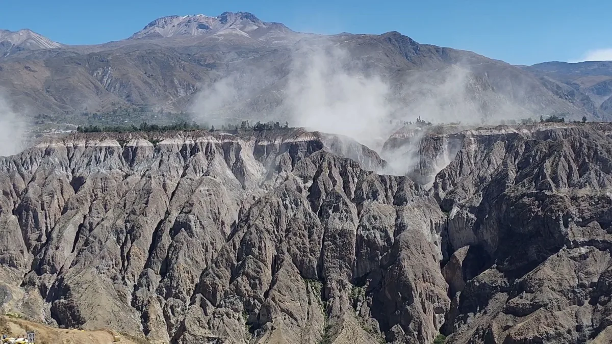 Erdrutsch und Beben: Mehrere Naturkatastrophen erschüttern Peru