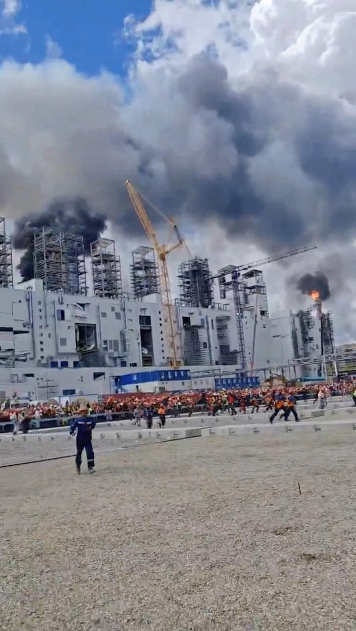 Fire at Russia's Amur gas complex kills 15, including 14 foreigners