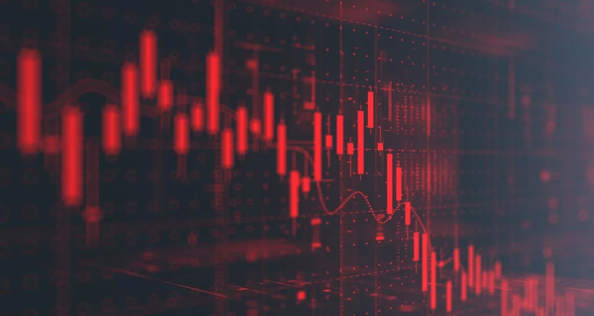 Ibovespa tomba 2,5% com cenário eleitoral e piora da percepção de risco local; dólar sobe