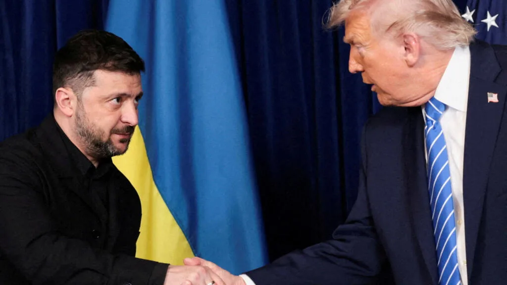 Zelensky demande aux États-Unis de ne pas se tenir au côté de "l'agresseur"