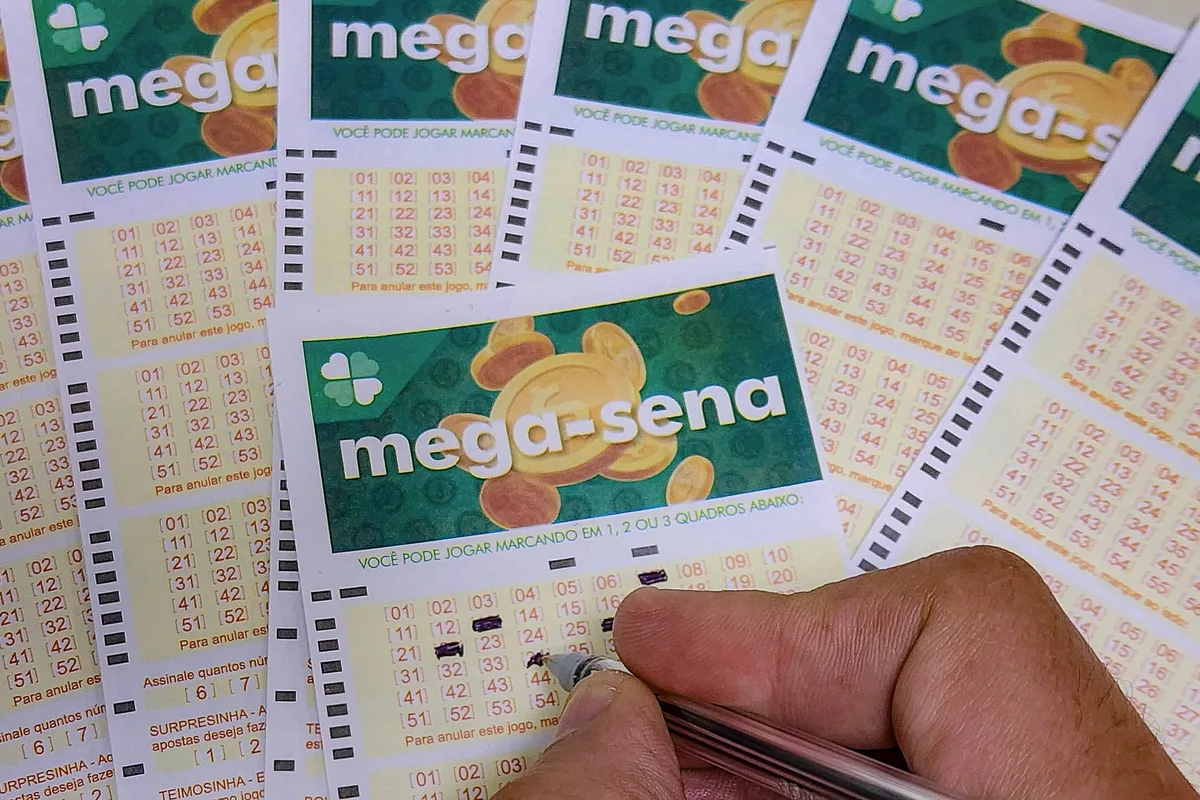 Confira a partir das 11h deste domingo (16) o resultado do concurso 3045 da Mega-Sena
