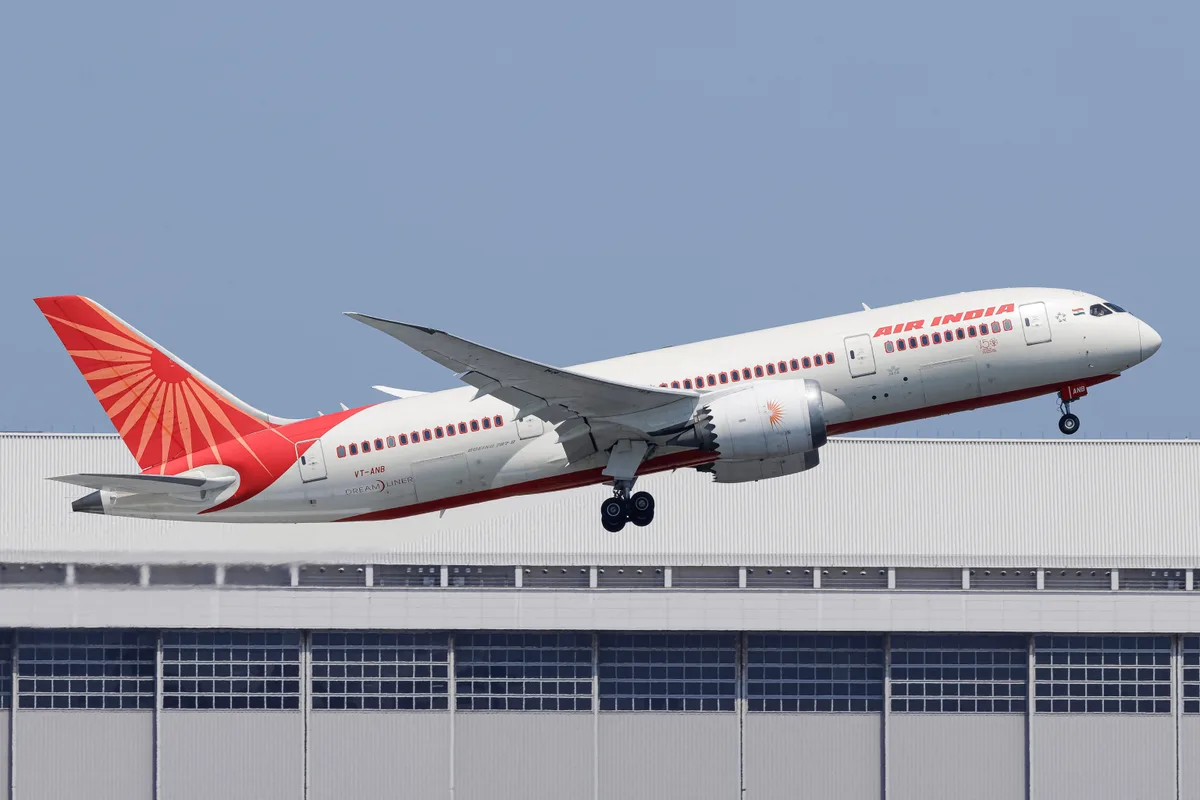Piloto da Air India testou positivo para maconha após incidente que deixou 24 feridos, diz agência