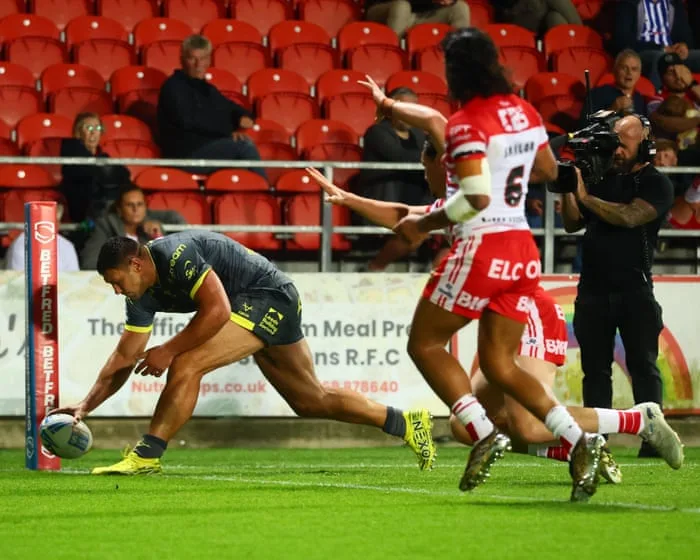 St Helens’ 60-year playoff record hangs by a thread after thrashing by Leeds