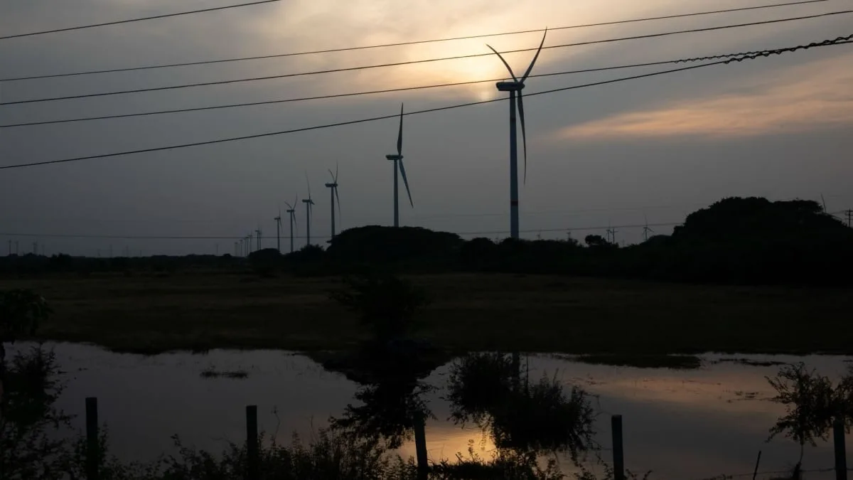 ¿Menos apagones? México alista inversión de 12 mil 500 mdd en energía solar y eólica
