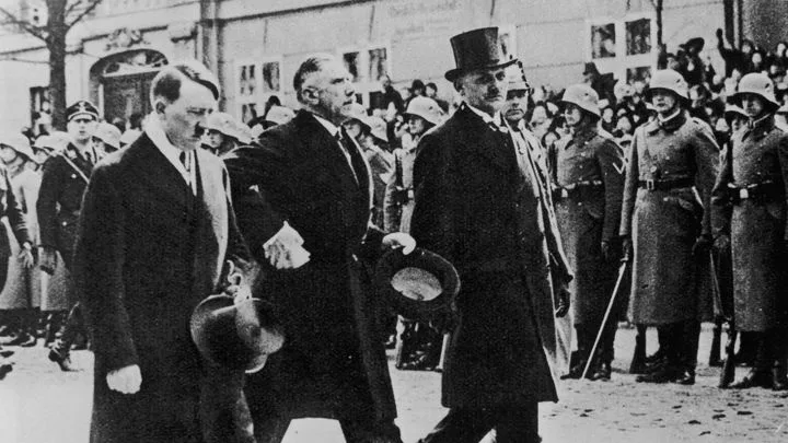 1933: Comment les élites se sont converties au nazisme