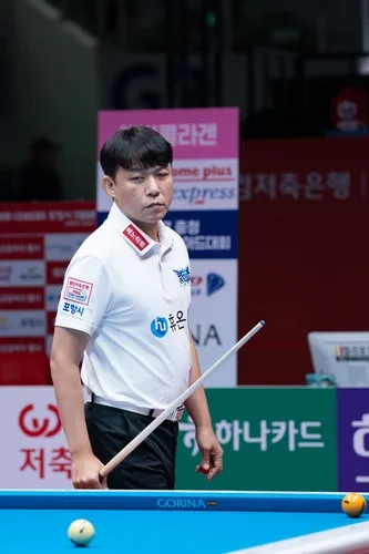 휴온스, 3R 선두 달리던 하나카드 완파…PBA 팀리그 상위권 혼전