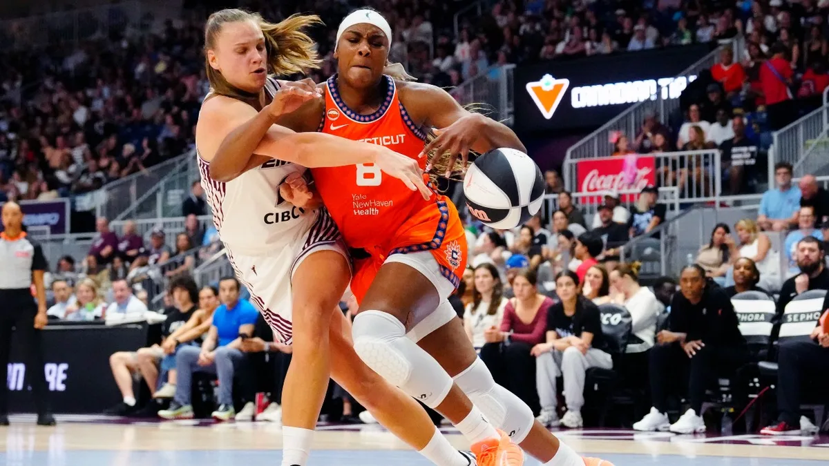 Canada’s Aaliyah Edwards scores career-high 26 as Sun beat Sky