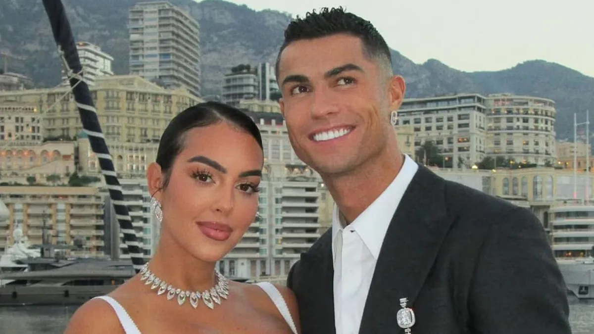 Wohnzimmer-Hochzeit mit Ronaldo - Georgina funkelte in 50-Millionen-Dollar-Schmuck