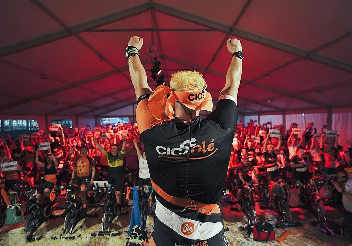 Isla Mágica acogerá CiclOlé 2027: el macroevento de ciclo indoor con DJs y cientos de bicicletas